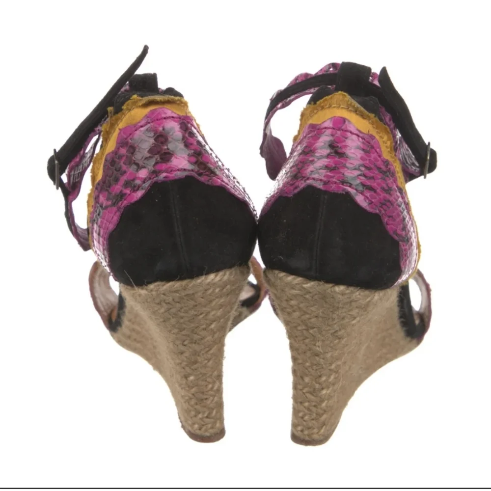 LANVIN Scalloped Snakeskin Suede Wedge Sandal Sz 37